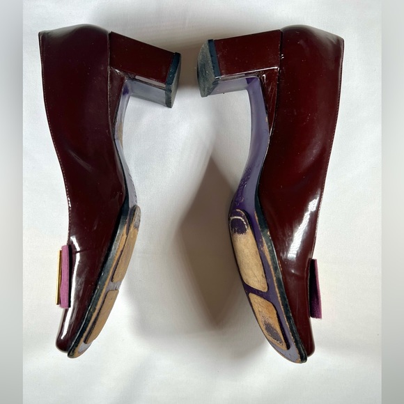 Fendi - Vintage Burgundy Patent Leather Heels - Picture 9 of 9